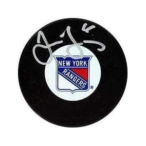  Signed Jagr, Jaromir Hockey Puck NEW YORK RANGERS: Sports 