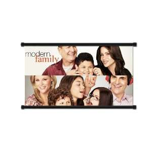  Modern Family ABC TV Show Fabric Wall Scroll Poster (32 x 