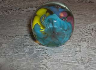 Vintage Art Glass Round Paperweight Pink Yellow Lavender 3 Trumpet 