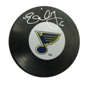  Erik Johnson Signed N/A Unframed Puck   Memorabilia 