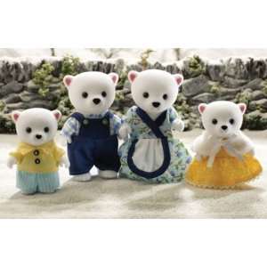  Sylvanian Families   Polar Bear Family: Toys & Games