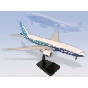  Hogan Boeing 777 200LR 1/200 W/GEAR New Livery Toys 