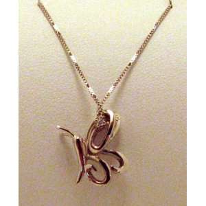   /CP White Gold Butterfly with Diamond 18 Necklace 