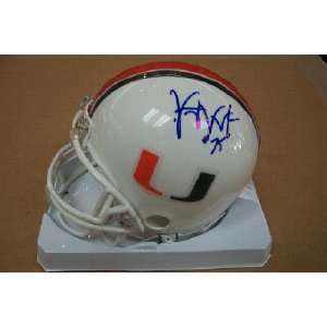  Vince Wilfork UM Autographed Mini Helmet: Sports 