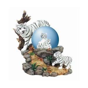  Beautiful White Tiger Musical Waterglobe and Figurine 