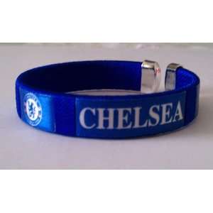  Chelsea FC Team Logo English Soccer Bracelet Wristband 