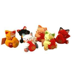   Assortment Of 6 Small Lucky Cats (Maneki Neko) Toys & Games