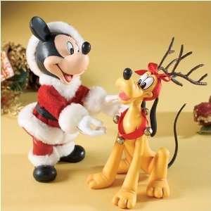  Mickey Mouse & Pluto Deer: Home & Kitchen
