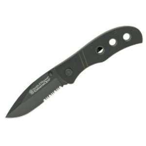 Smith & Wesson Knives G105S Black Part Serrated Spear Point Extreme 