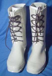 Bottes en Plastique / Plastic Boots ( L / 25,5 cm. )  