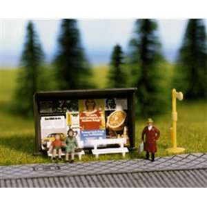  Noch 11530 Bus Stop with 2 Figures Toys & Games