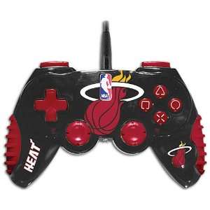 Heat Mad Catz NBA Control Pad Pro PS2 Controller:  Sports 