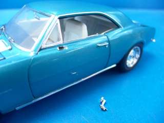 Authentics American Muscle 1967 Chevrolet Camero Marine Blue Diecast 
