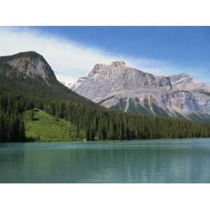 Emerald Lake, Yoho National Park, Rocky Mountains, British Columbia 