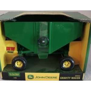  John Deere Gravity Box Wagon 1:16 Scale Farm Toy 