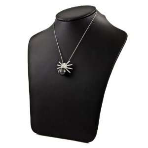  Mindys Black Widow Spider Necklace: Jewelry