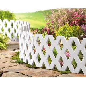  4Pc White Lattice Snap Together Garden Border 4Pc By 