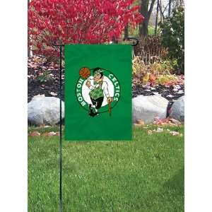  BOSTON CELTICS OFFICIAL LOGO GARDEN FLAG AND STAND: Sports 
