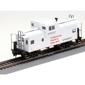  HO RTR Wide Vision Caboose, CPR #420985 Toys & Games