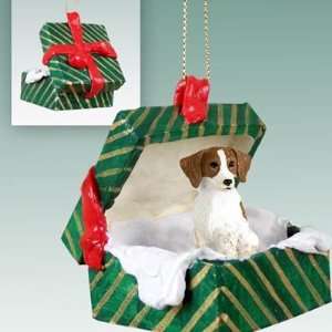  Brittany Spaniel Green Gift Box Dog Ornament   Brown 