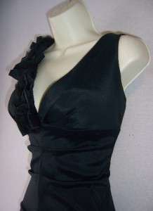 XSCAPE Black Stretch Taffeta V Neck Formal Gown Evening Dress 4 NEW 