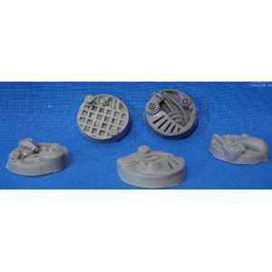  Battle Bases BioTech Bases, Round 25mm (5) Toys & Games