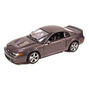  2003 Ford SVT Mustang Cobra 1/18 Grey: Toys & Games