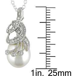 Silver Freshwater Pearl and Diamond Necklace (10 11 mm)  Overstock 