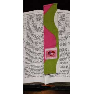  CANDY WAVES BOOKMARK BY CHRISTIAN CHICKS: Office Products