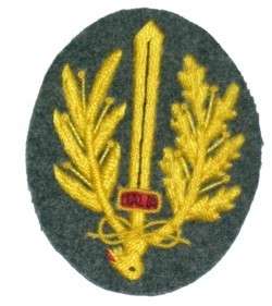 Reproduction WW2 Italian embroidered assault badge  