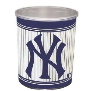 MLB New York Yankees Gift Tin *SALE* 