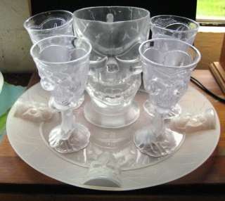 HALLOWEEN Plastic SKULL PITCHER & 4 WINE GLASSES & TRAY  