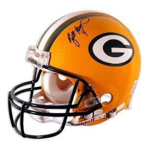 Brett Favre Signed Packers Pro Helmet:  Sports & Outdoors