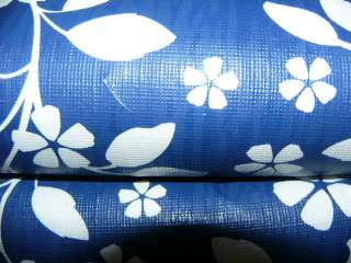 BLUE WHITE FLORAL LEAF VINYL LINED TABLE CLOTH 70  