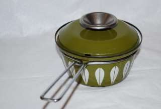   Green 1 QT Sauce Pan Pot & Lid Enamelware Mid Century Modern  