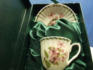 September Cup/Saucer Bone China Tea Set Royal Patrician  