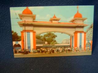 Riverview Amusement Park 1960s Chicago postcard  