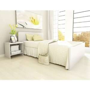    dCOR design Brook Hollow Core Bedroom Set in White