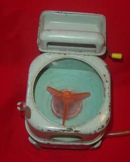 VINTAGE RARE Unusual AUTOMATIC WASHING MACHINE TIN TOY SAN MADE IN 