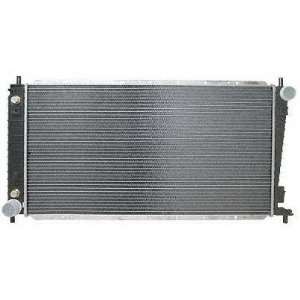 97 98 FORD EXPEDITION RADIATOR SUV, 8cyl; 5.4L; 330c.i. 2 Row (1997 97 