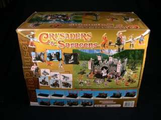 BMC 93371 Crusdaers & Saracens Playset with Castle, Knights & Saracen 