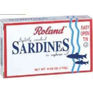 Roland Plain Sardines in Vegetable Oil   4 3/8 oz. Tin  